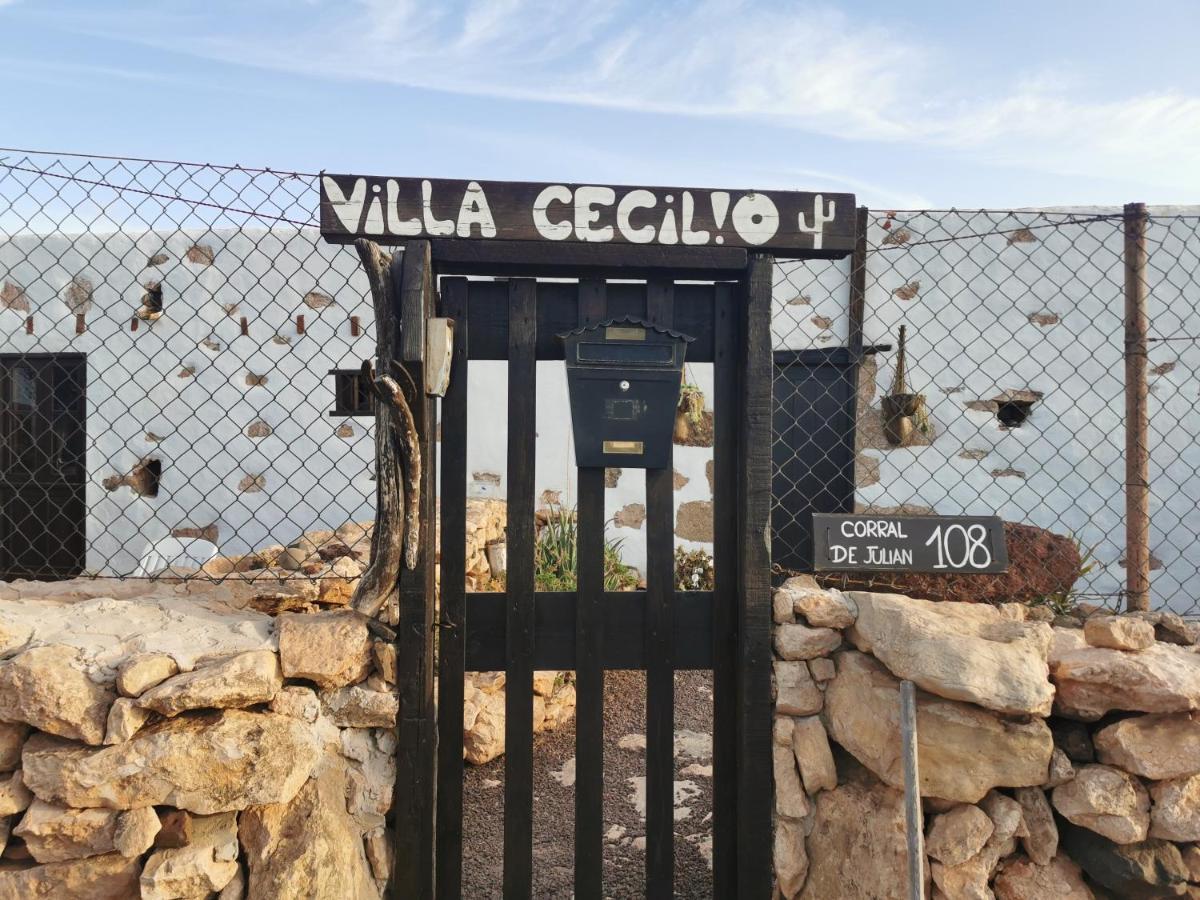 Villa Cecilio Tefia Exterior photo
