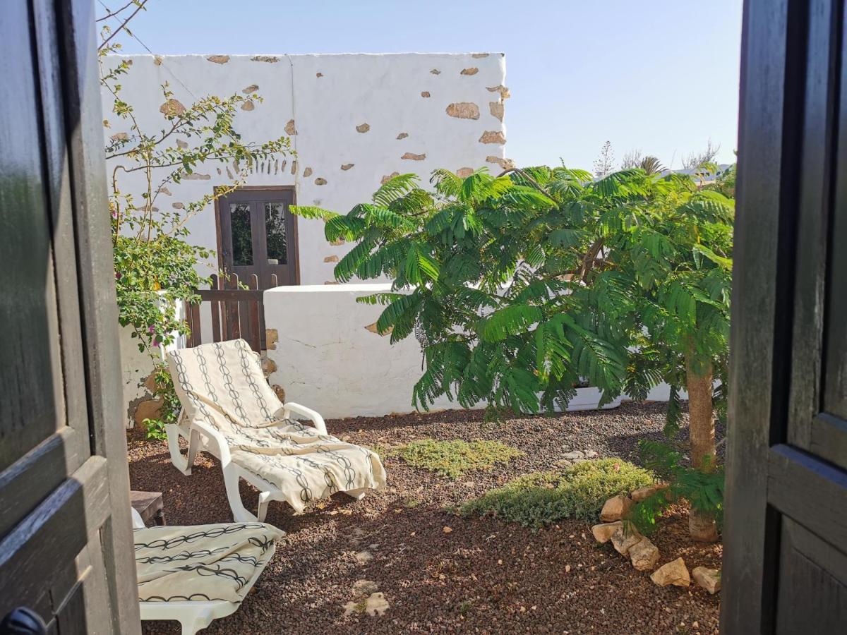Villa Cecilio Tefia Exterior photo